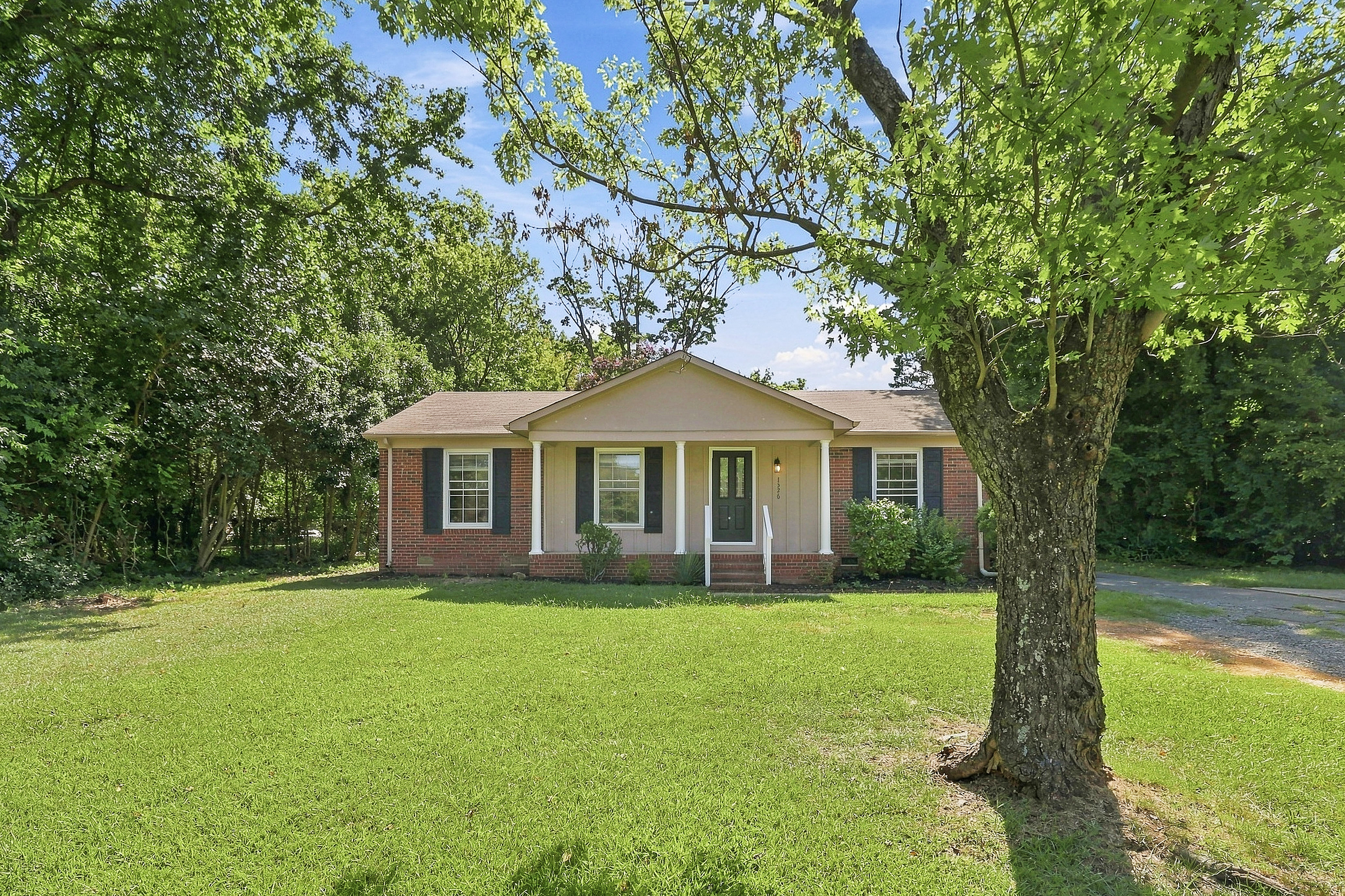 1326 Rama Rd Charlotte, NC 28211